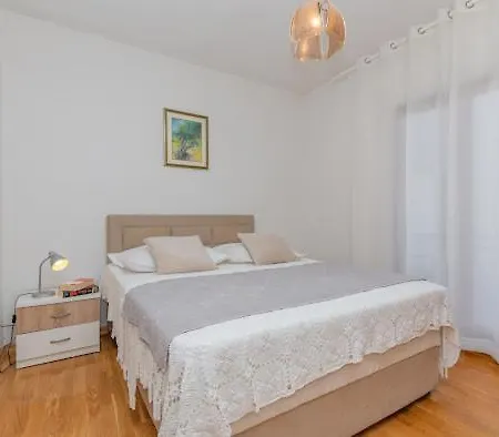 Apartment Roza