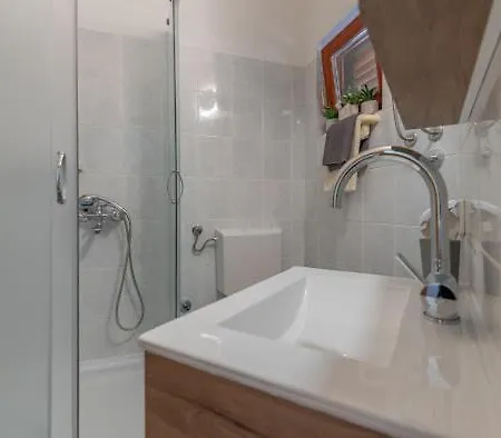 Roza Apartment